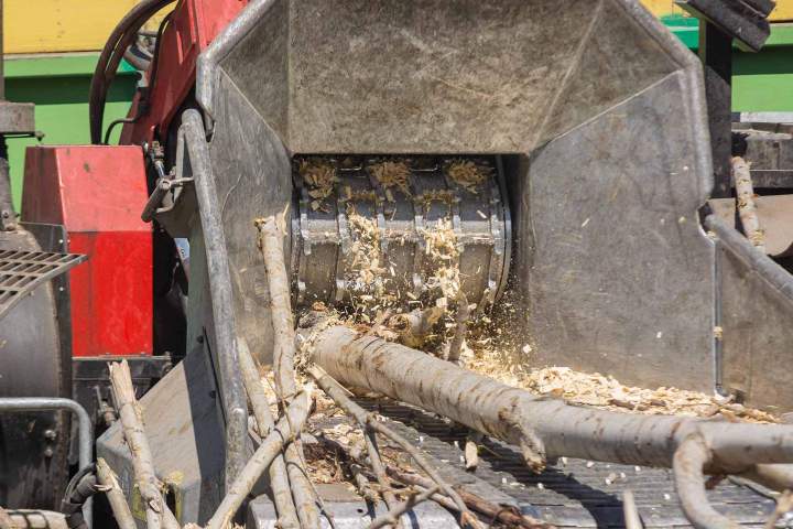 Broyage branches Guadeloupe